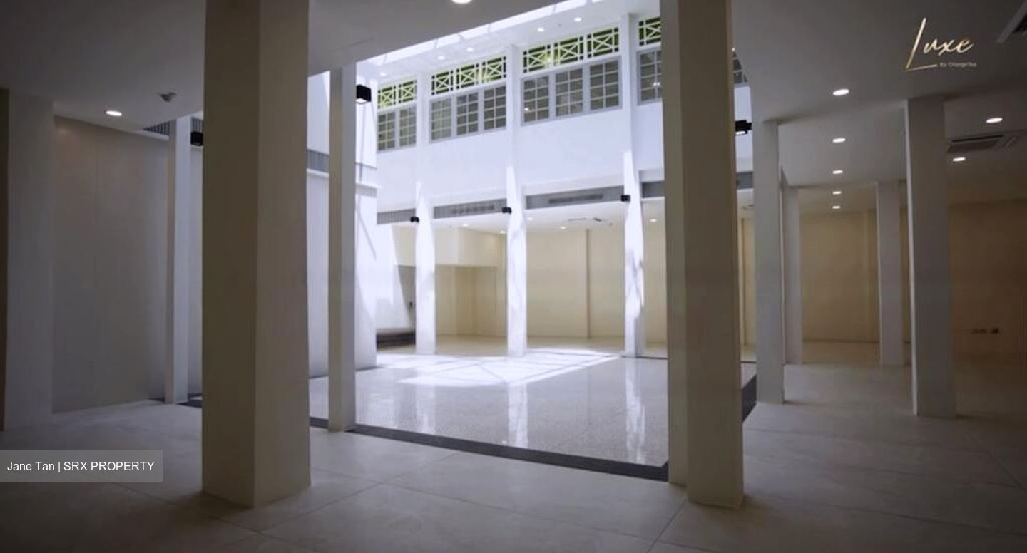 Mustafa Centre (D8), Shop House #577025071